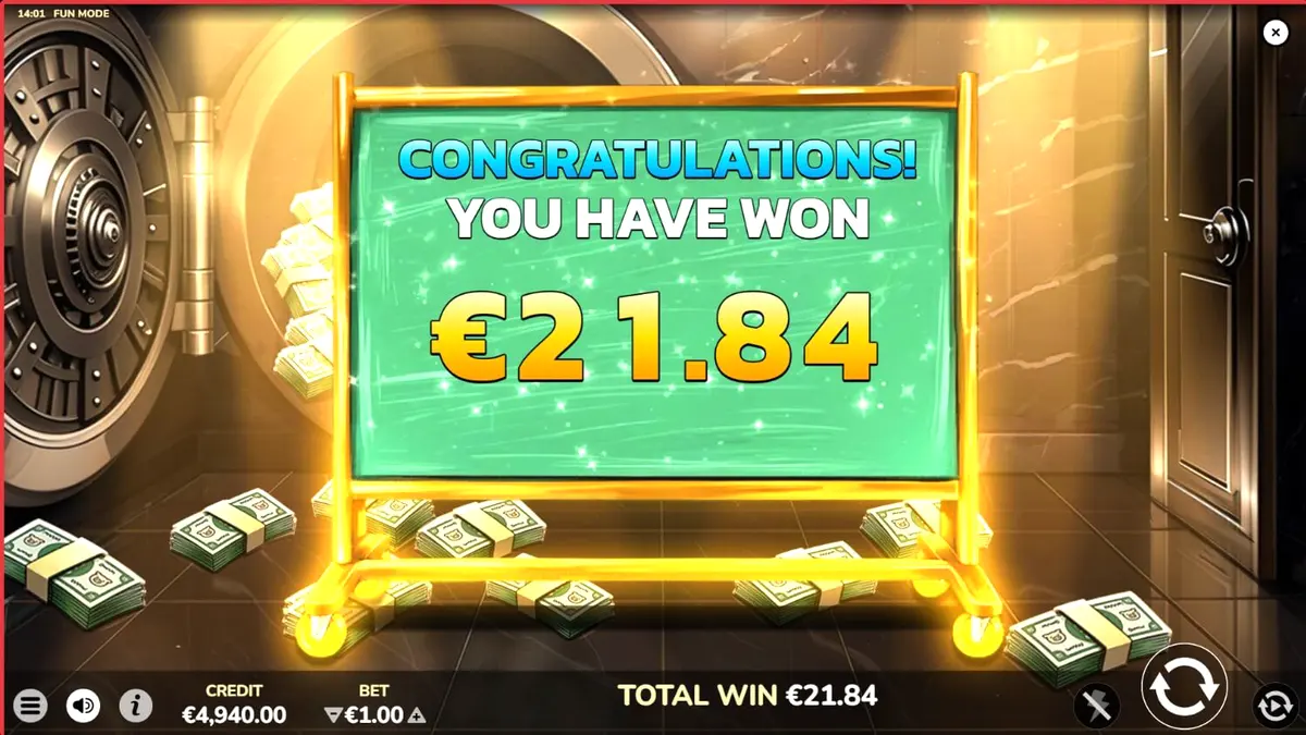 Mr. Porky Bankster 10,000 Ways slot game screen na nagpapakita ng marangyang opisina at mga simbolo ng kayamanan.
